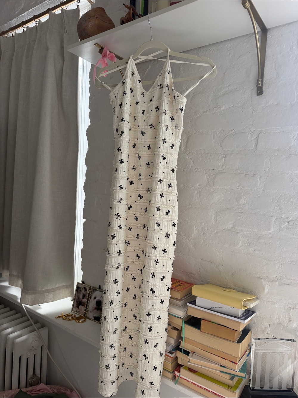 White ruffles frilly midi dress with bows